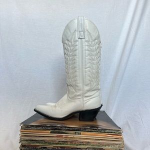 **SOLD** White Texas Genuine Leather Cowboy Boots